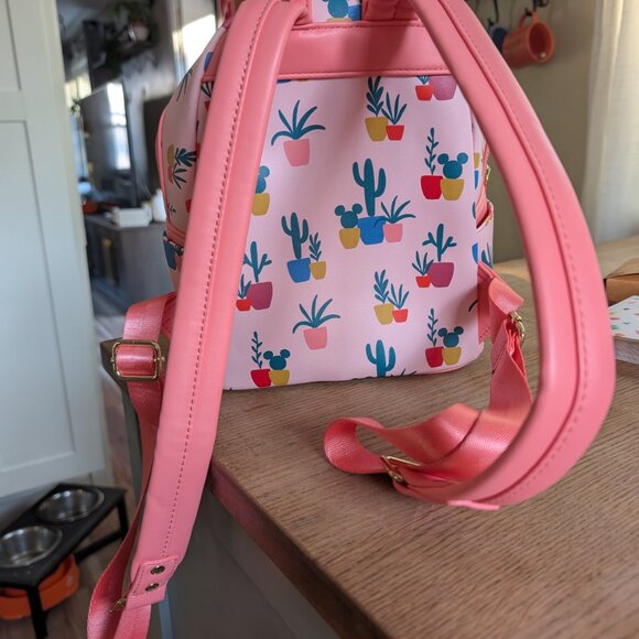 Loungefly Disney backpack - Picture 2 of 4